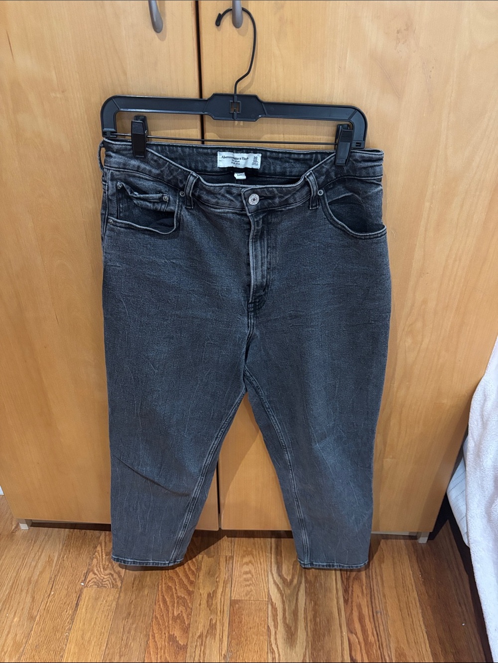 Abercrombie & Fitch Mom Jeans Curve Love